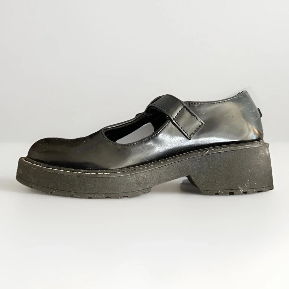 Madden Girl Thunder Mary Jane Platform Shoes 7M Black Lug Dark Academia